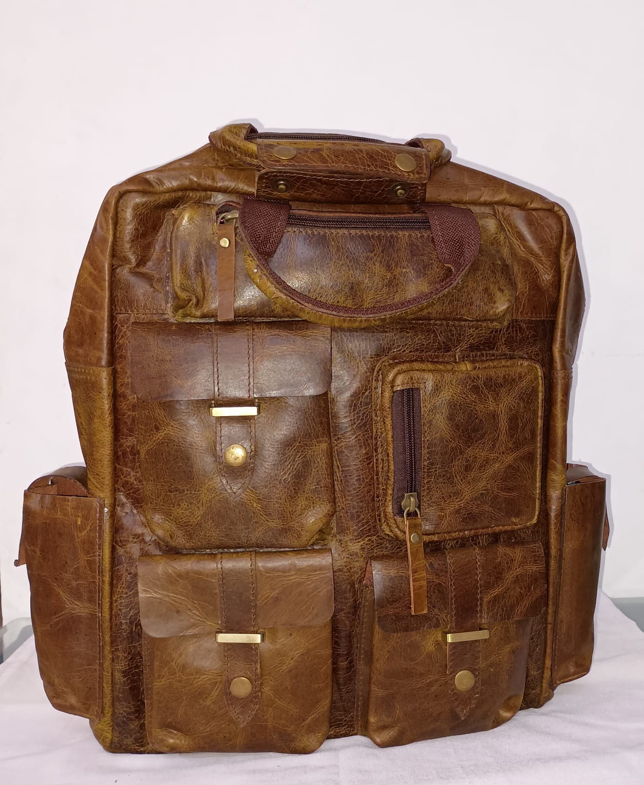 Pittu 7 pocket Travelers bag - View 4